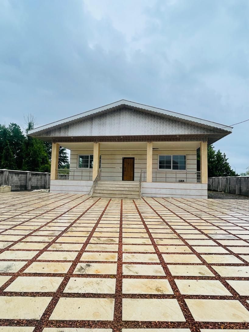 خانه ویلا لوکس با زمین ۷۵۰ متری|فروش خانه و ویلا|شفت, |دیوار