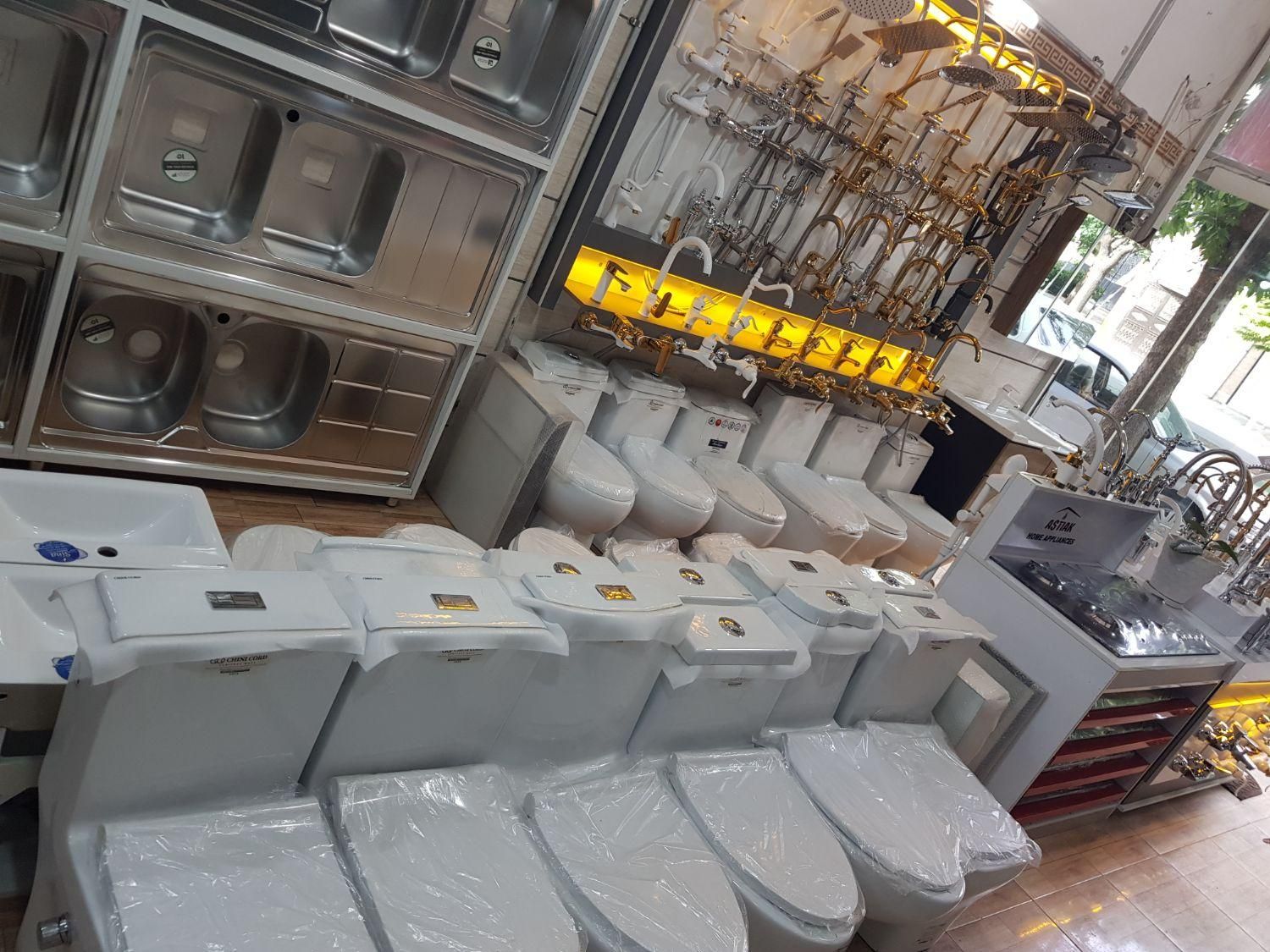 روشویی کابینتی و توالت فرنگی|لوازم سرویس بهداشتی|بروجرد, |دیوار