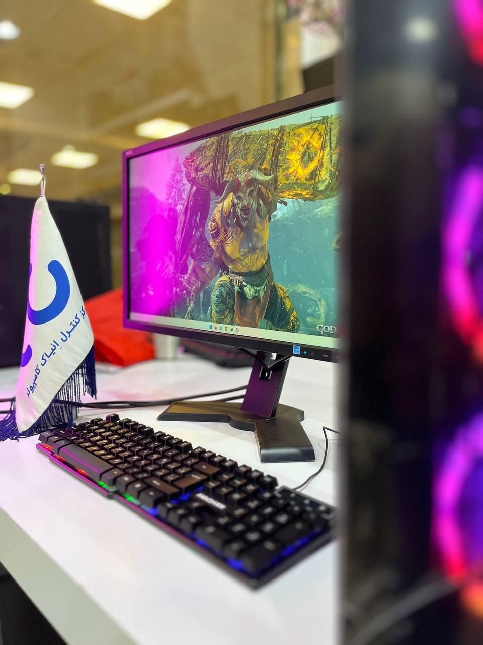 سیستم گمینگ فول RGB جذاب با مانیتور|رایانه رومیزی|گرگان, |دیوار