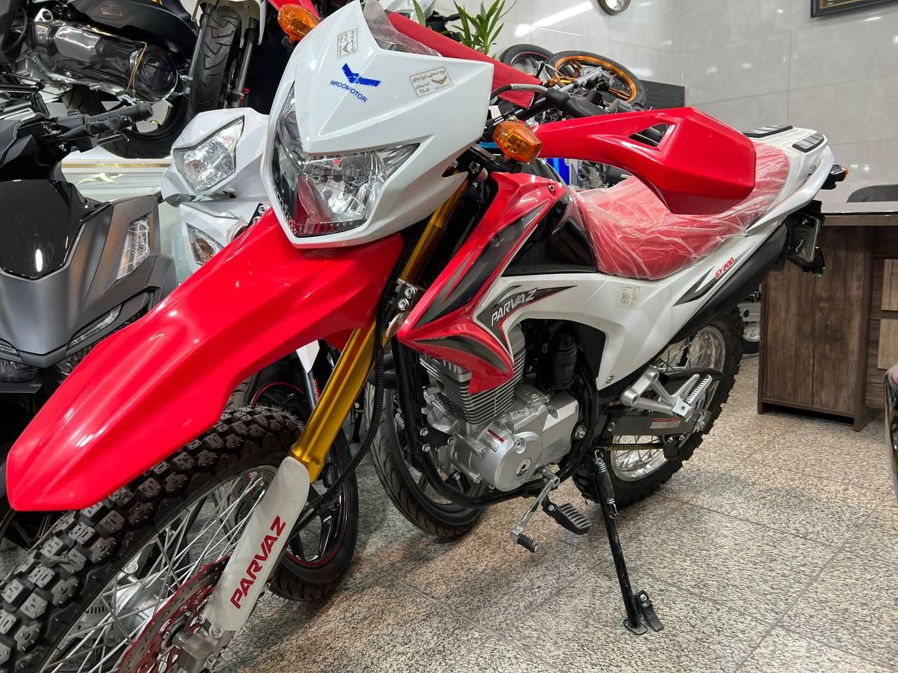 تریل پرواز 200CC مدل۱۴۰۳ فلات روان برمودا توسن|موتورسیکلت|اصفهان, لاله|دیوار