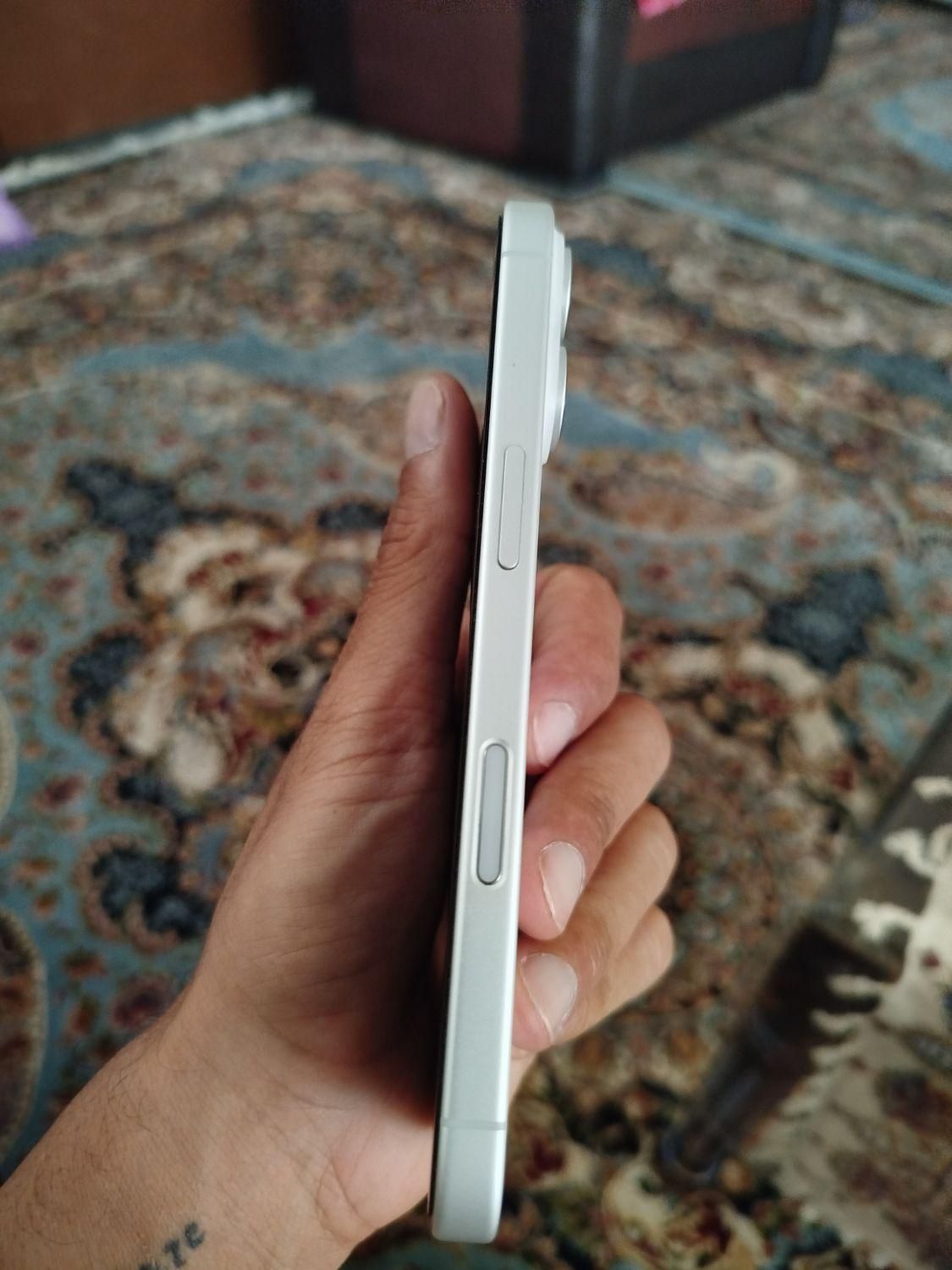 اپل iPhone 16|موبایل|اصفهان, ارغوانیه|دیوار