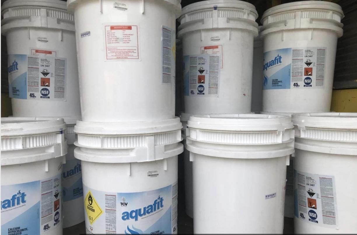 کلر استخر و چاه هندی و سختی گیر برای دستگاه کلر زن|آب‌سردکن و تصفیه آب|رشت, بوسار|دیوار