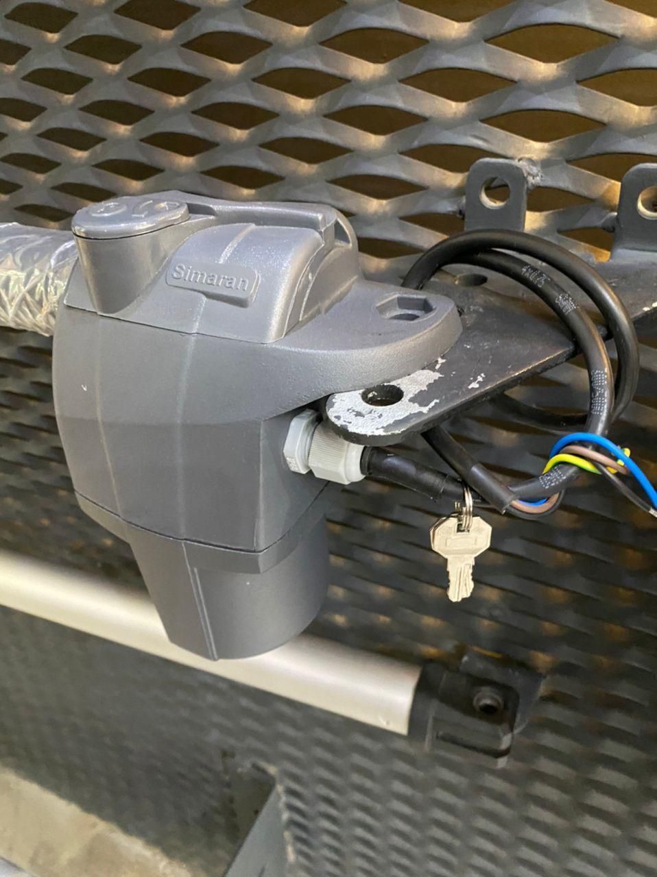 جک پارکینگی سیماران. درب برقی پارکینگی سیماران|مصالح و تجهیزات ساختمان|کرج, شهرک اوج|دیوار