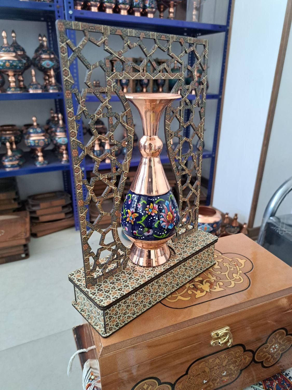 تندیس میناکاری وان یکاد و مس و پرداز فیروزه کوبی|مجسمه، تندیس، ماکت|اصفهان, باغ فدک|دیوار