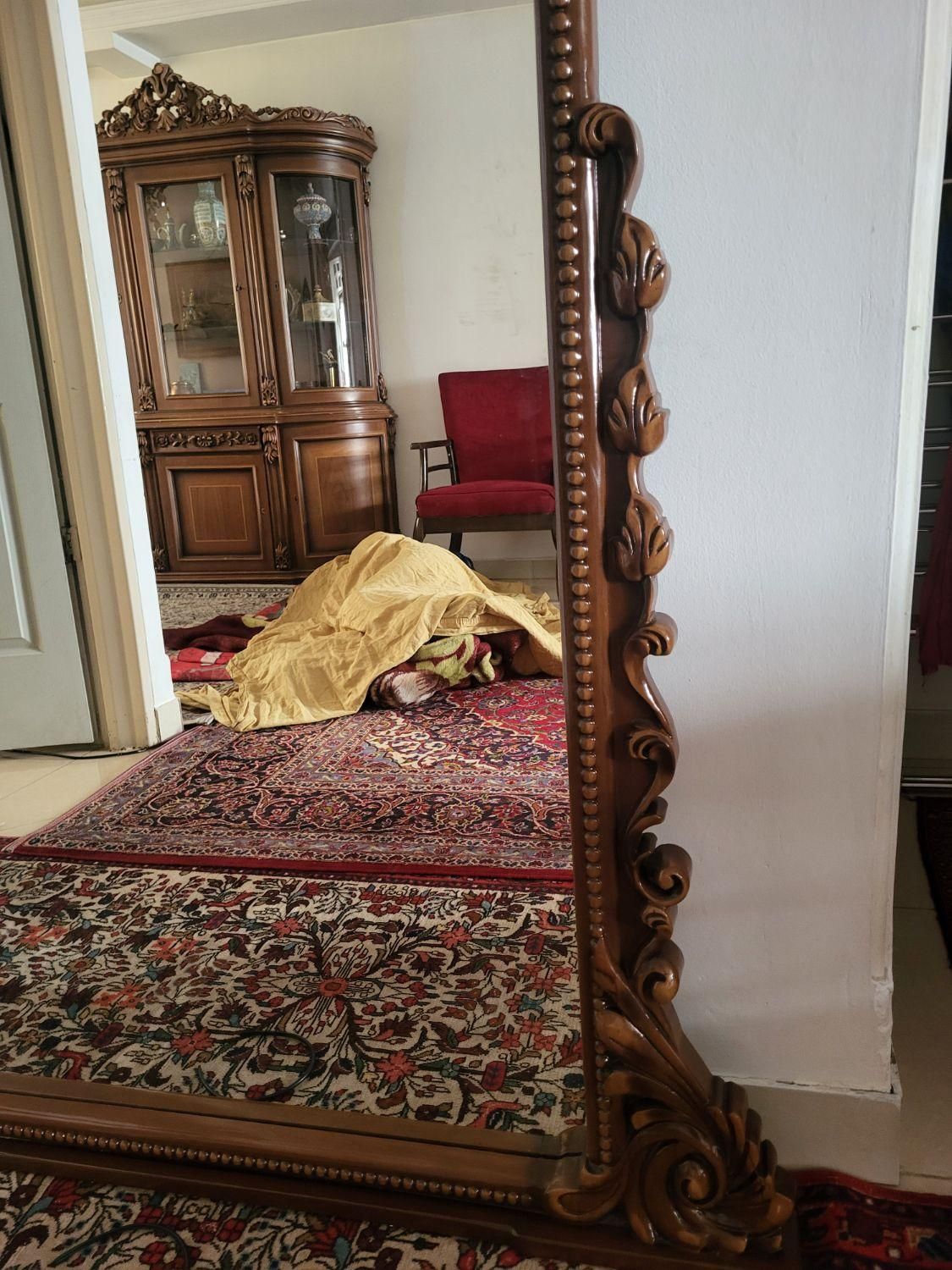 آیینه قدی ، چوب تمام راش به شرط آنتیک وزیبا|آینه|تهران, افسریه|دیوار