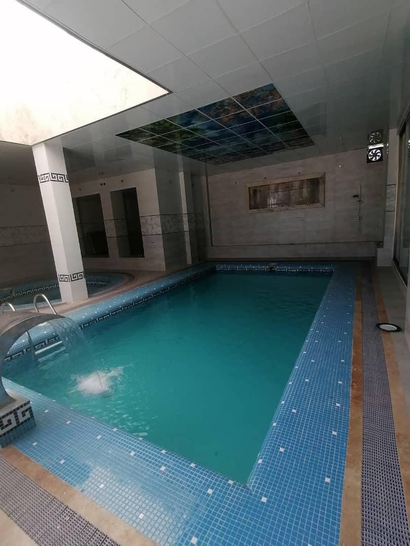 استخر آب گرم|اجارهٔ کوتاه‌مدت ویلا و باغ|شیراز, گویم|دیوار