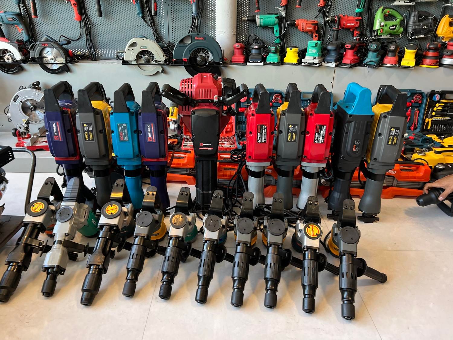 هیلتی بتن کن چکش تخریب پیکور|ماشین‌آلات صنعتی|مشهد, هنرور|دیوار