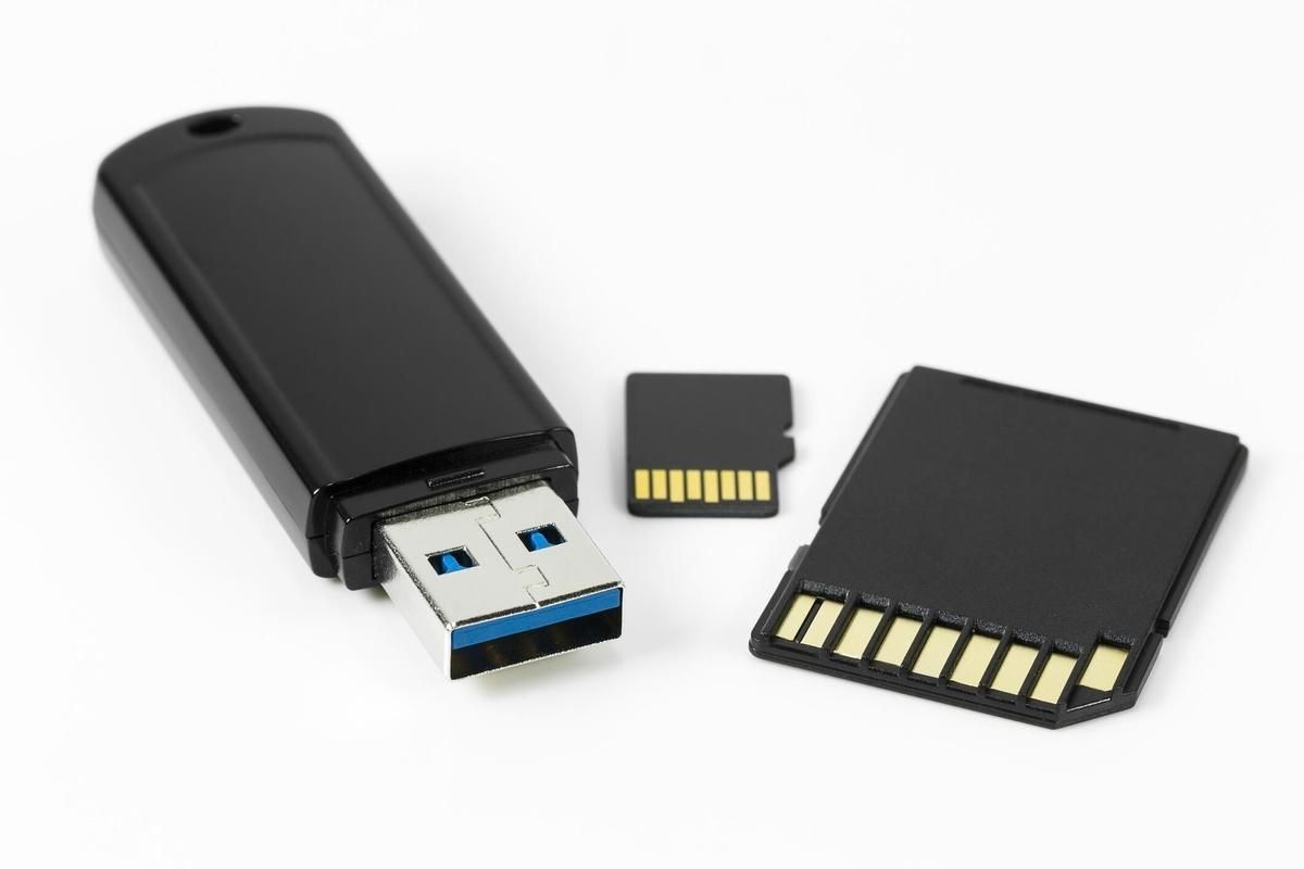 فلش مموری حافظه Flash Memory|قطعات و لوازم جانبی رایانه|اصفهان, باغ زرشک|دیوار