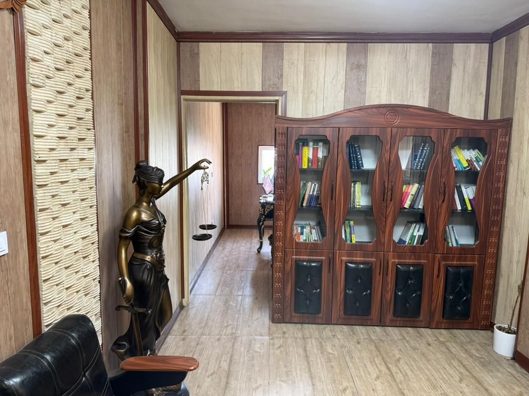 اجاره ساعتی دفتر وکالت اندرزگو مخصوص وکلا|اجارهٔ کوتاه‌مدت دفتر کار و فضای آموزشی|تهران, قیطریه|دیوار