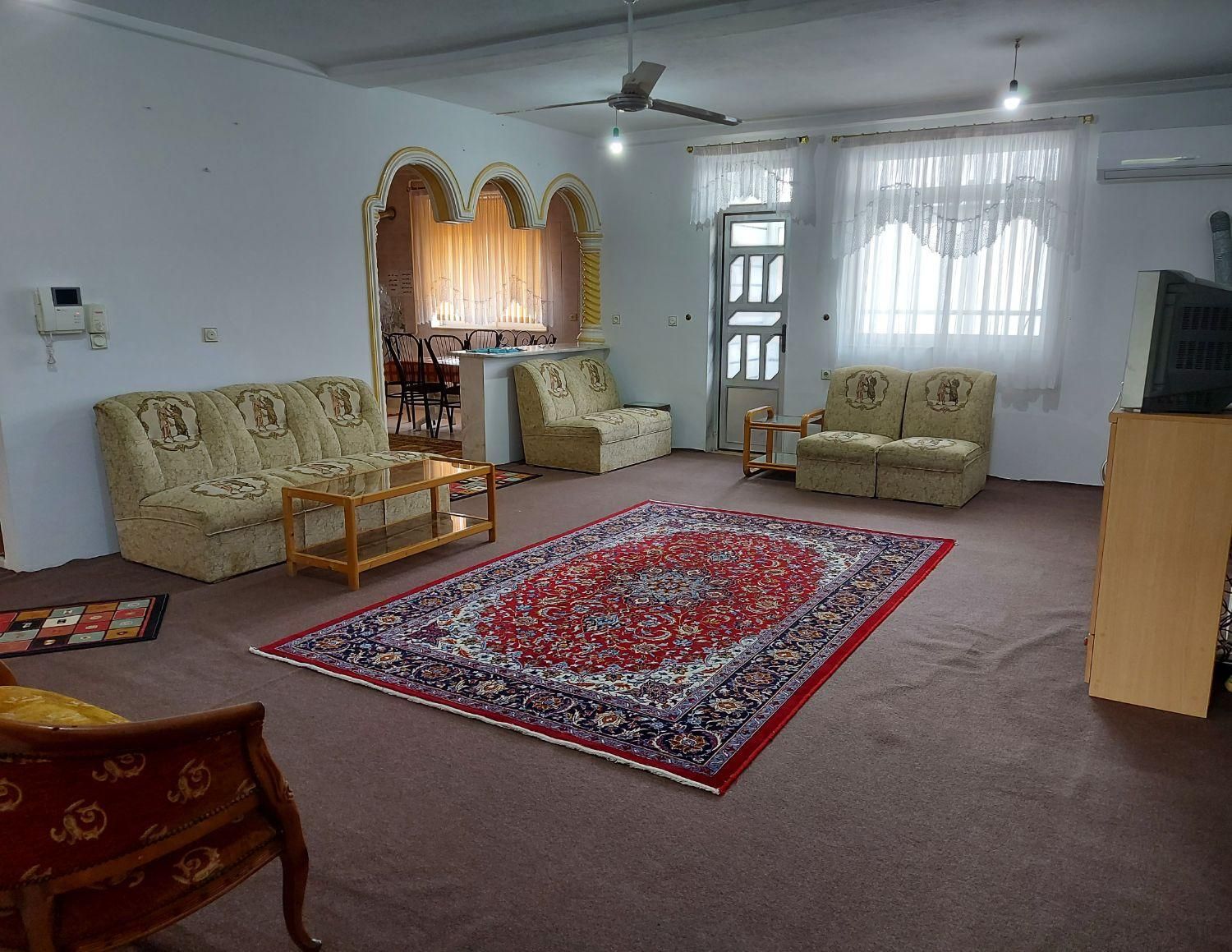 اجاره ویلا و سوئیت|اجارهٔ کوتاه‌مدت آپارتمان و سوئیت|بندر انزلی, آذربایجان|دیوار