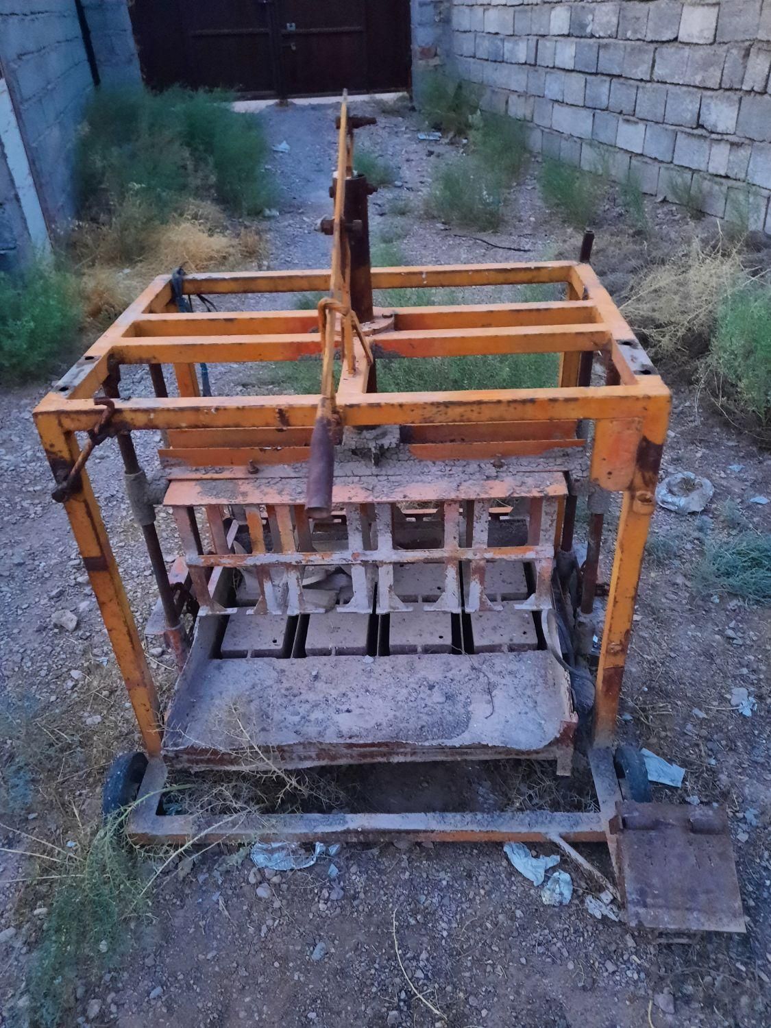 دستگاه بلوک زنی|ماشین‌آلات صنعتی|کرمان, |دیوار