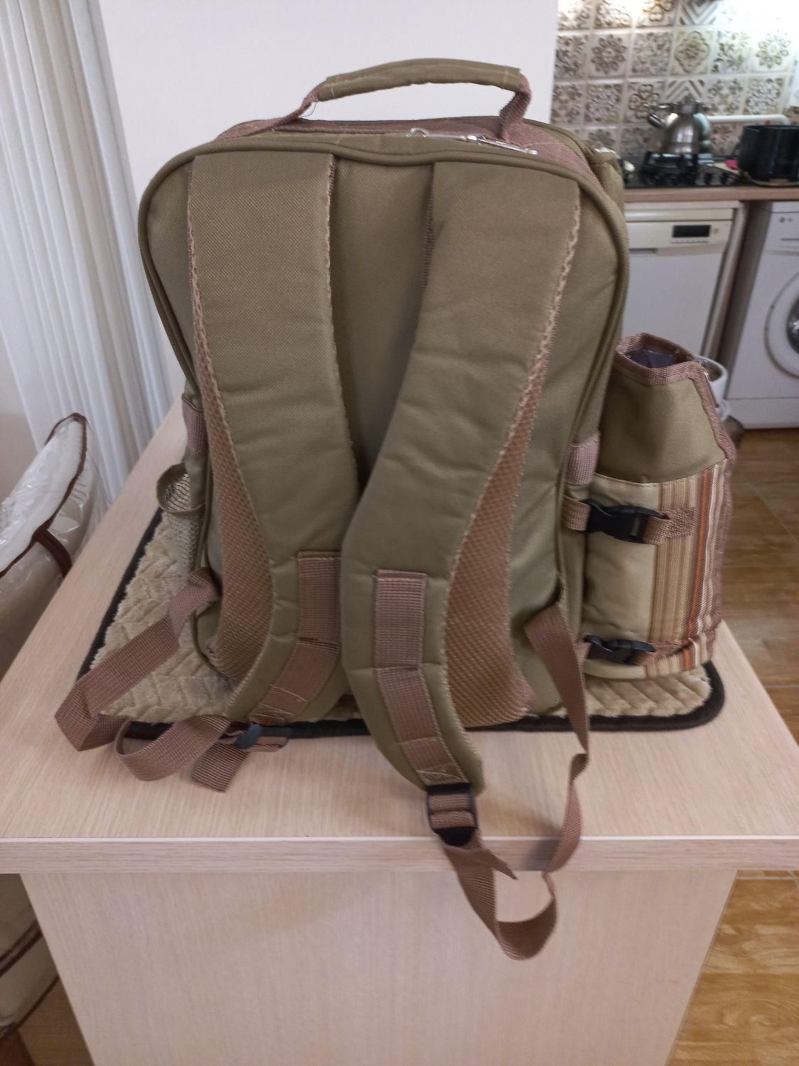 کوله پشتی دونفره دارای محفظه سردوگرم نگه داشتن غذا|کیف، کفش، کمربند|تهران, شهران شمالی|دیوار