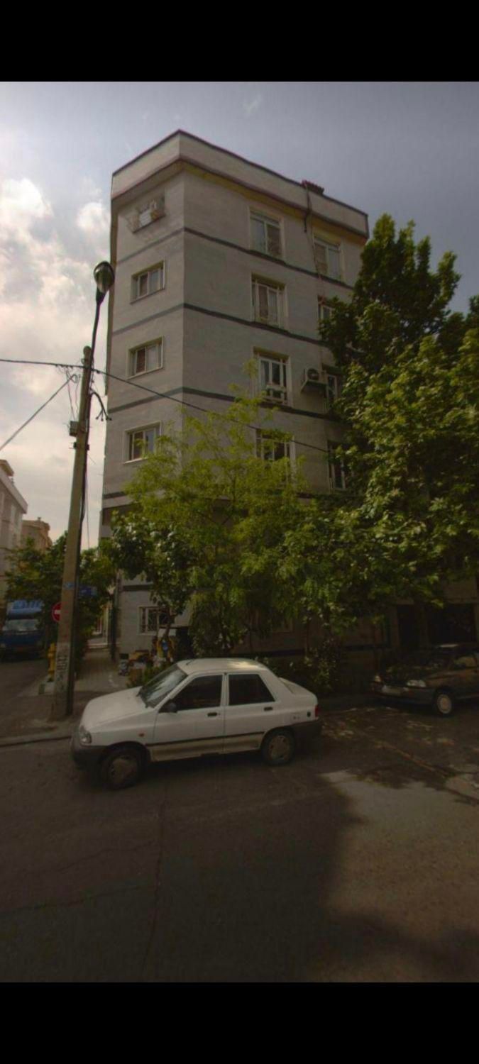 سرایدار نگهبان مجتمع مسکونی|استخدام سرایداری و نظافت|تهران, فرمانیه|دیوار