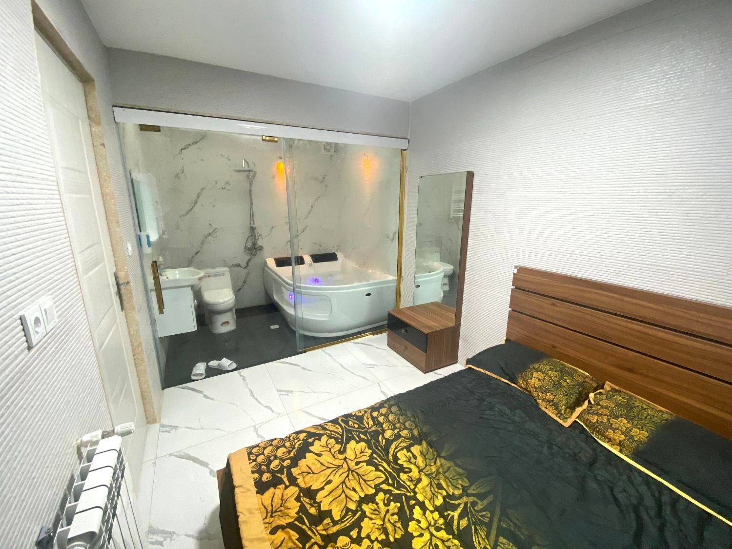 ویلای تک خواب جکوزی دار (مالک هستم)|اجارهٔ کوتاه‌مدت ویلا و باغ|بندر انزلی, ساحل قو|دیوار