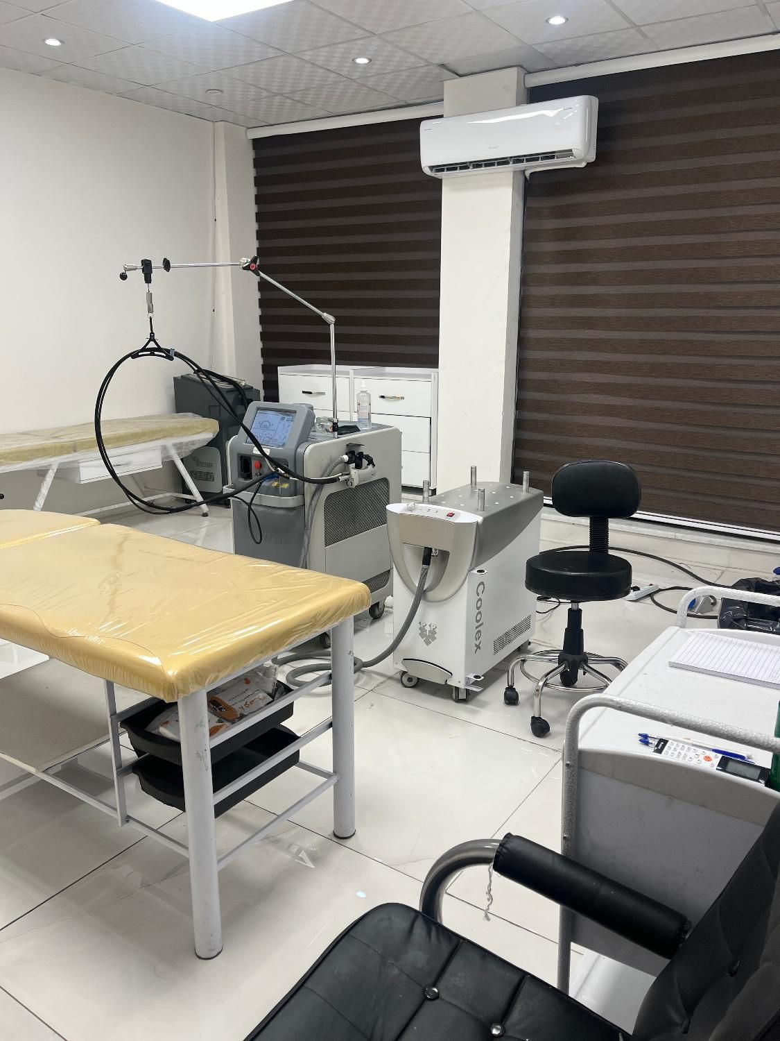 لیزر موهای زائد الکساندرایت کندلا آمریکا (اصلی)|خدمات آرایشگری و زیبایی|کرمان, |دیوار