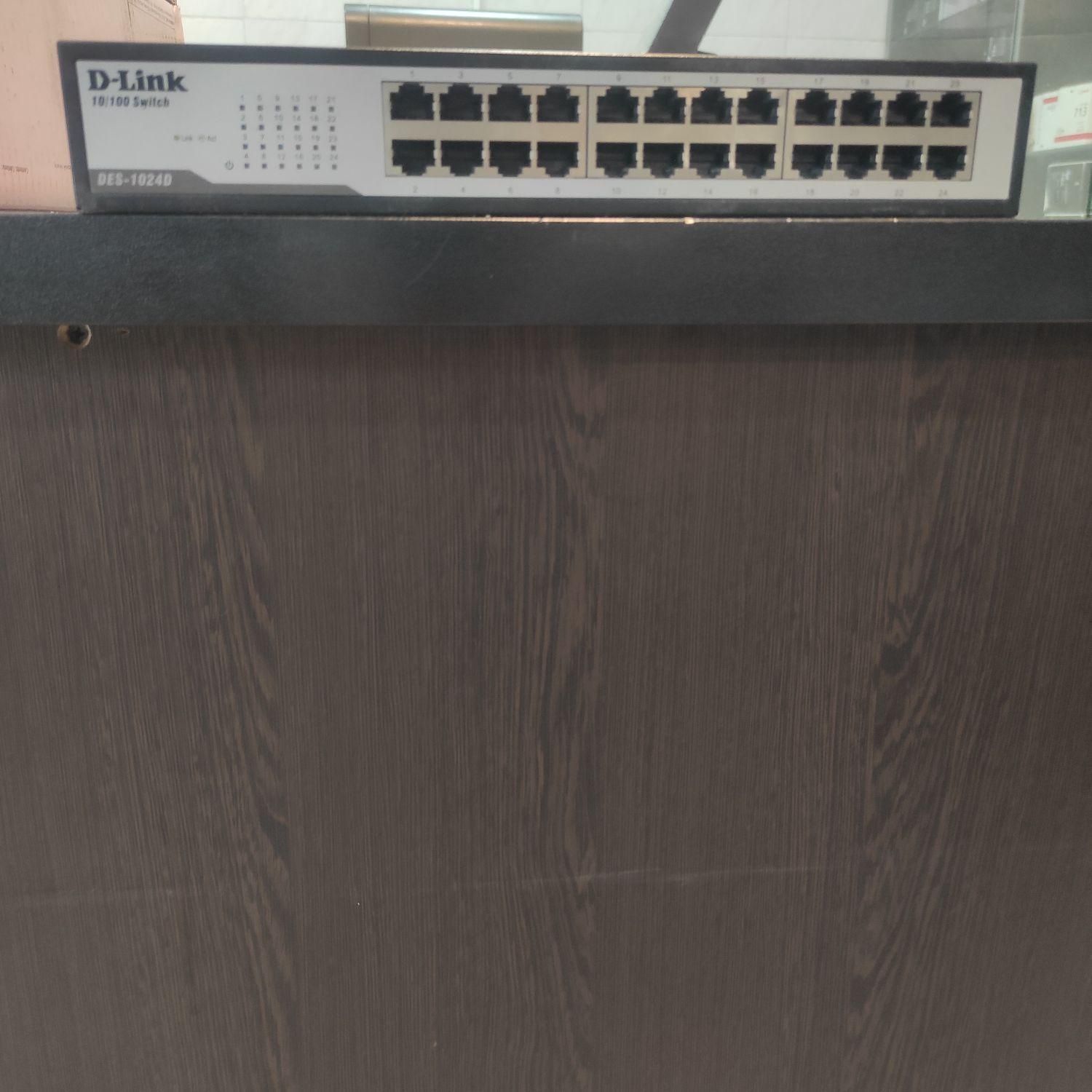 سوییچ 24 پورت دی-لینک مدل DGS-1024D|مودم و تجهیزات شبکه|اصفهان, قلعه طبره|دیوار