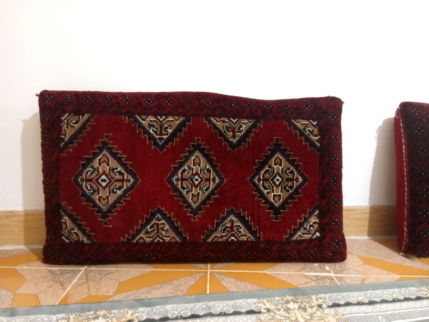 پشتی دست‌باف|پشتی|تربت‌حیدریه, باغ سلطانی|دیوار