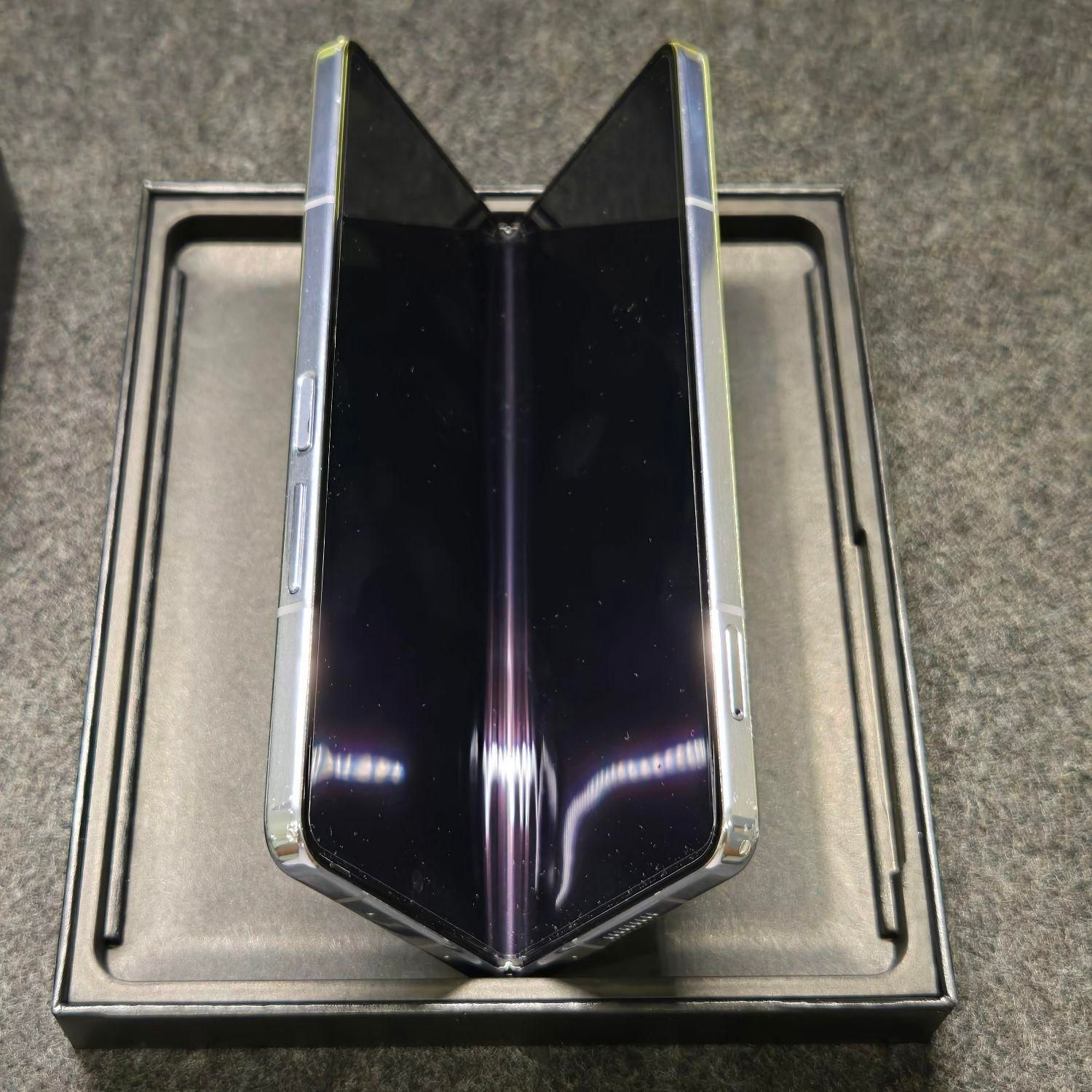 Z Fold 5 (256Gb) کم کارکرد|موبایل|تهران, فرمانیه|دیوار