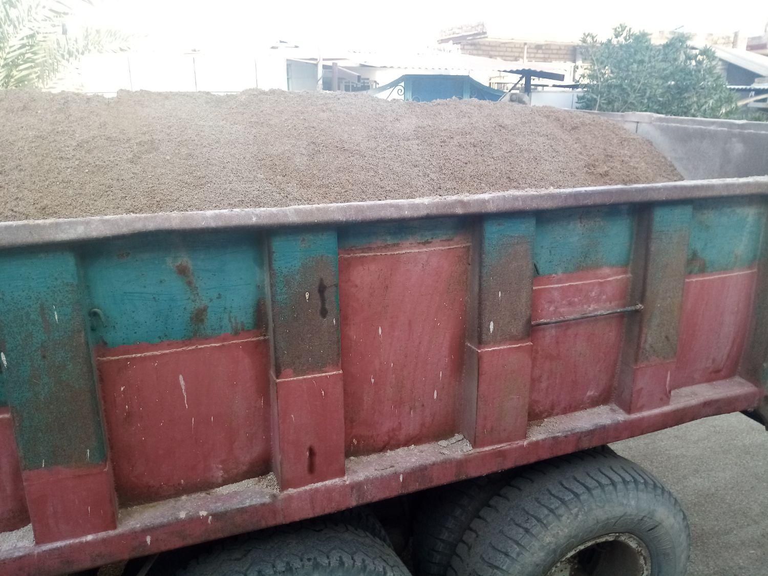 ماسه شن سنگ ده چرخ و ۱۸چرخ|مصالح و تجهیزات ساختمان|خرمشهر, |دیوار