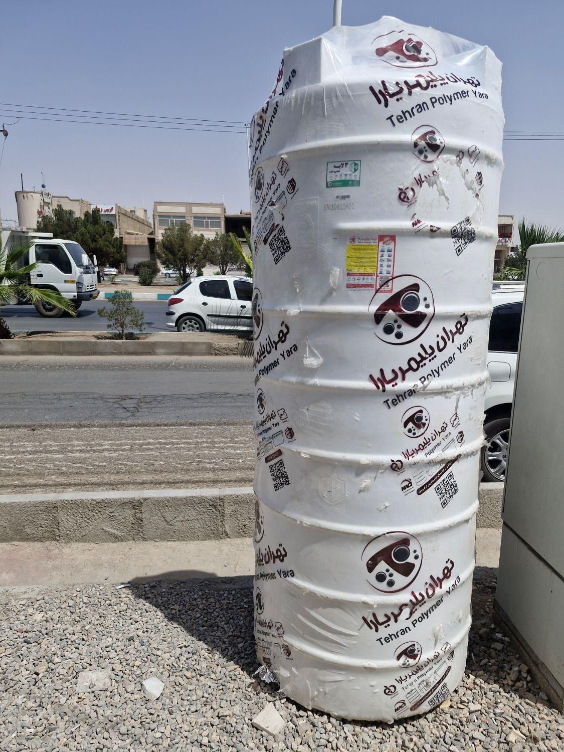 تاکنر و مخزن آب ۱۰۰۰ لیتری تهران پلیمر|مصالح و تجهیزات ساختمان|یزد, |دیوار