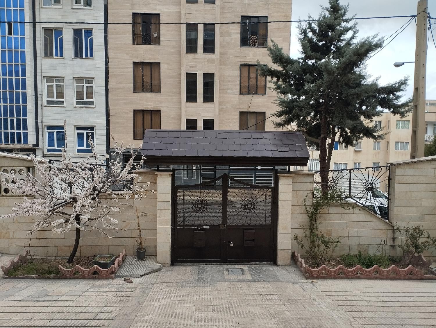 ملک ۷۵ متریِ رودهن، فروش یا تهاتر با تهران و پردیس|فروش آپارتمان|تهران, پیروزی|دیوار