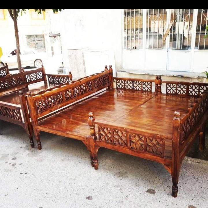 تخت سنتی ۲۰۰در ۲۰۰ رنگ شده|مبلمان خانگی و میز عسلی|تهران, شهرک ابوذر|دیوار