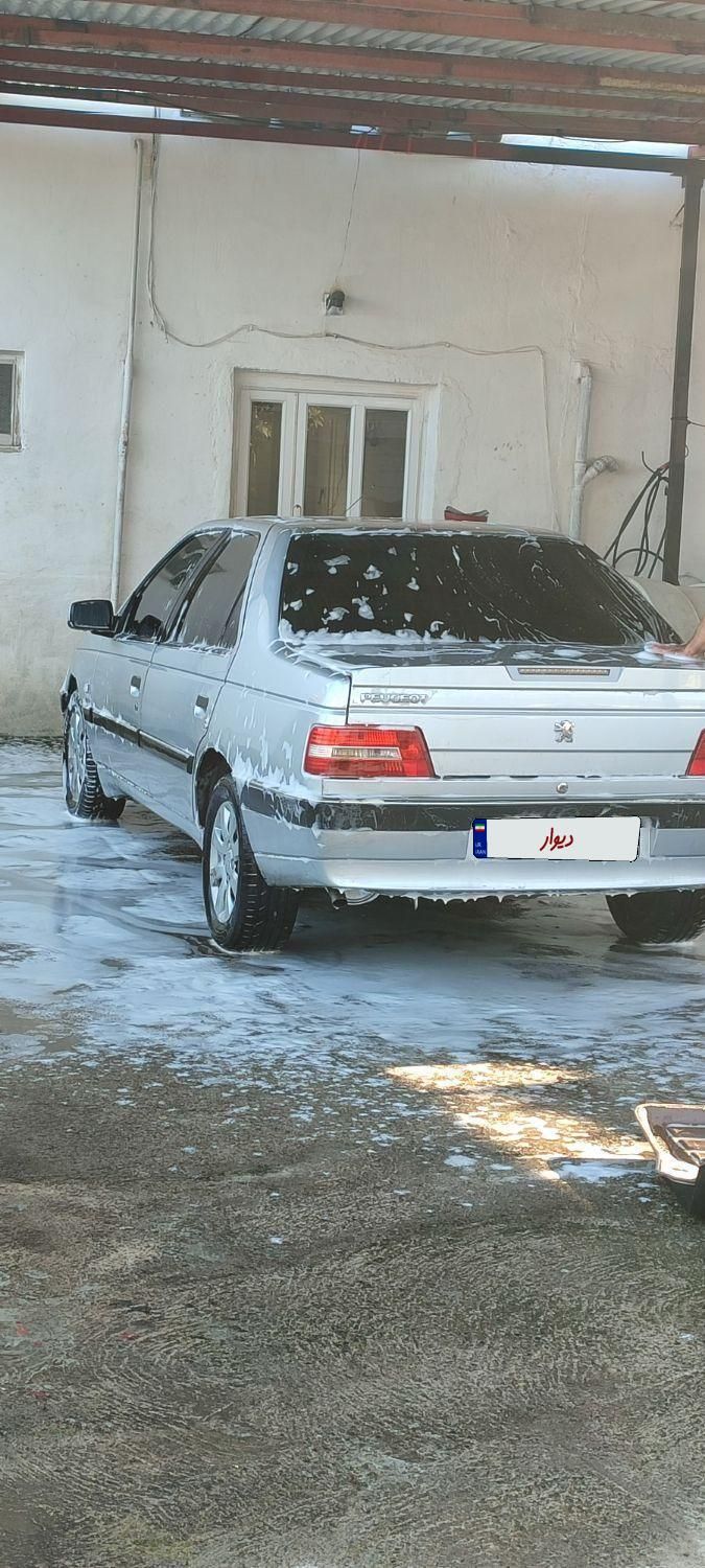 فروش فوری به دلیل نیاز مالی|خودرو سواری و وانت|رشت, بازار|دیوار
