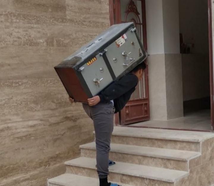 باربری بزرگ کاشان((حمل بار واثاثیه منزل))ایران بار|خدمات حمل و نقل|کاشان, |دیوار