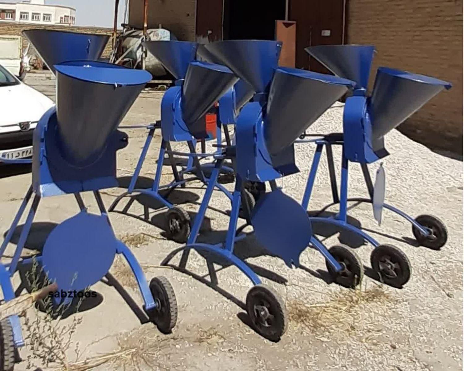 دستگاه آسیاب علوفه خرد کن|حراج|اسفراین, |دیوار