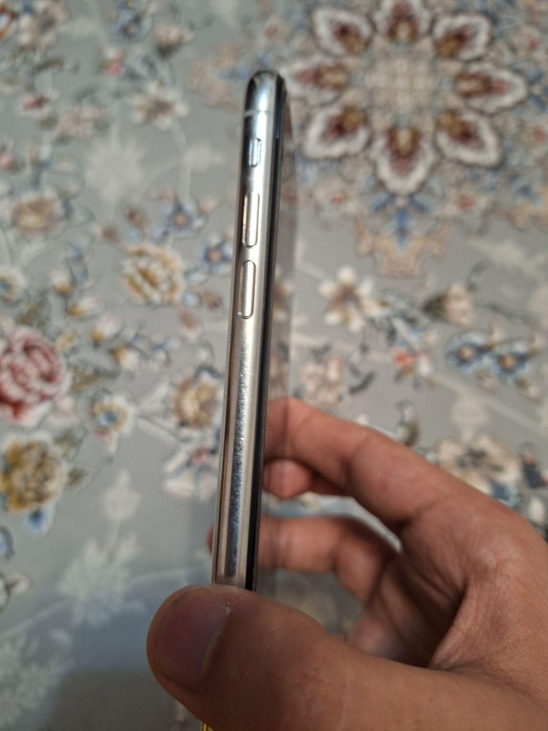 اپل iPhone XS با حافظهٔ ۲۵۶ گیگابایت|موبایل|تهران, نارمک|دیوار