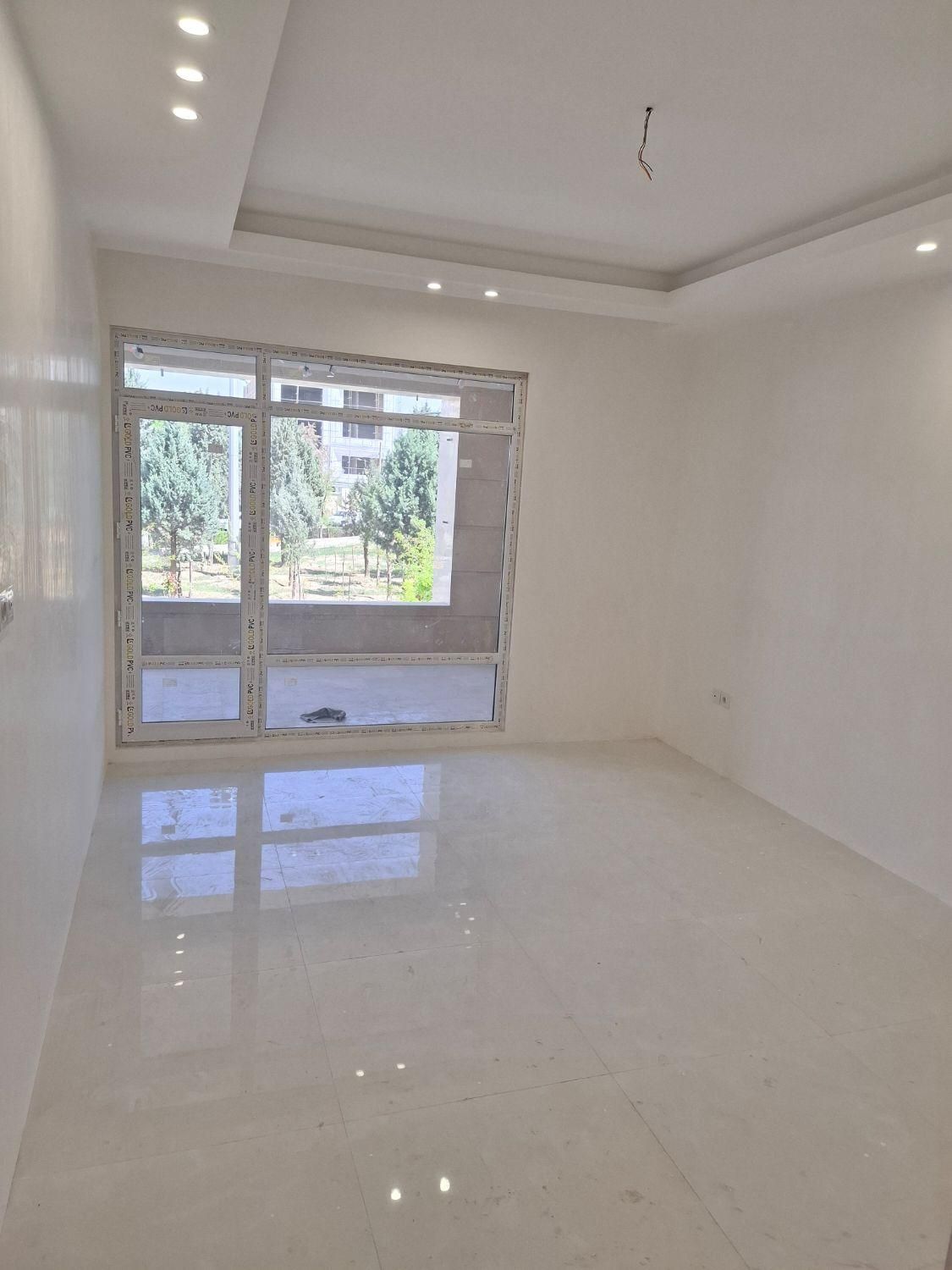 آپارتمان ۲۴۰ متری ، ۳خواب در مهندسی زراعی|فروش آپارتمان|مشکیندشت, |دیوار