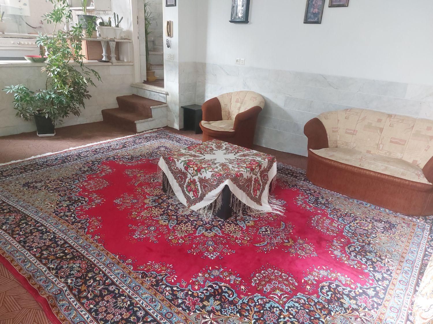 اجاره سوئیت حیاط‌دار زیبا و پرگل|اجارهٔ کوتاه‌مدت آپارتمان و سوئیت|محلات, |دیوار