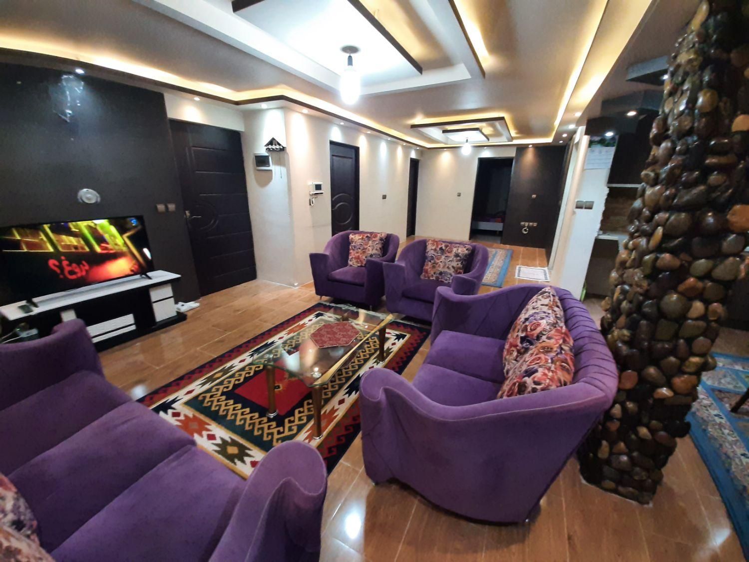 اجاره روزانه مستقیم از مالک روبروی استخر کد ۷|اجارهٔ کوتاهمدت آپارتمان و سوئیت|لاهیجان, کوی خزر|دیوار