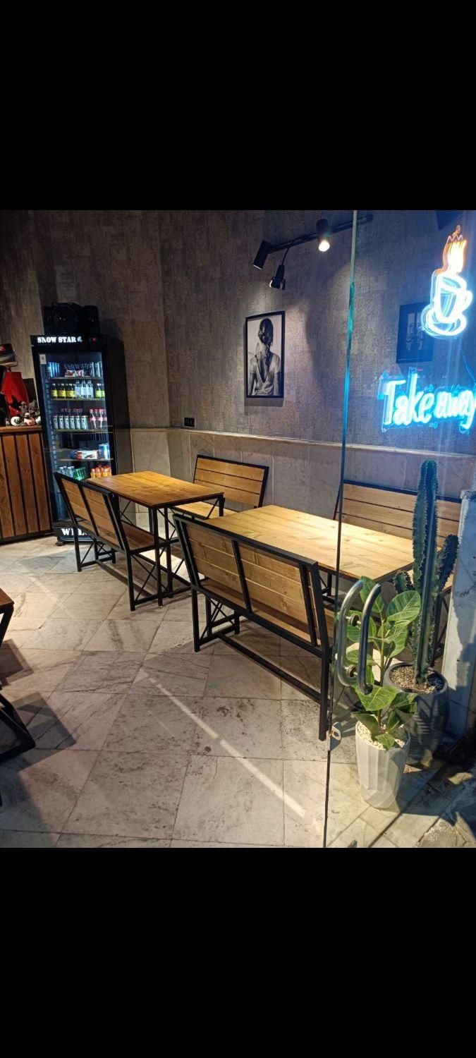 میز غذاخوری رستوران/کافی شاپ/میزو نیمکت انتظار|میز و صندلی غذاخوری|مشهد, بهمن|دیوار