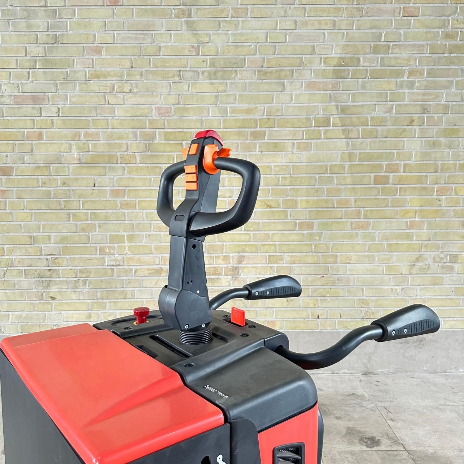 دستگاه لیفتراک ساید شیفت دار و کانتینر رو|ماشین‌آلات صنعتی|ایلام, |دیوار