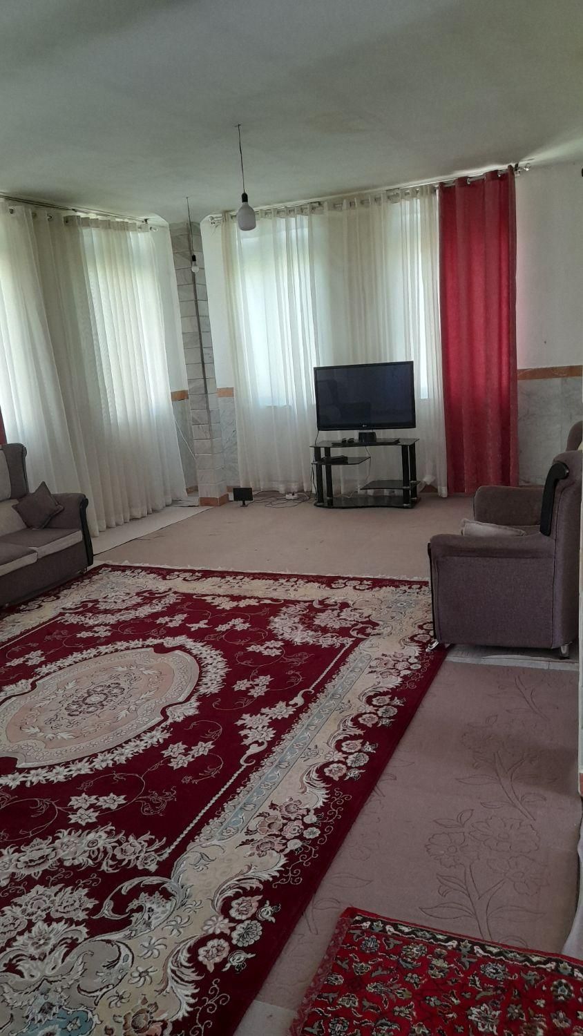 سوئیت ۱۱۰متری پارکینگ دار بلوارطاقبستان|اجارهٔ کوتاه‌مدت آپارتمان و سوئیت|کرمانشاه, |دیوار