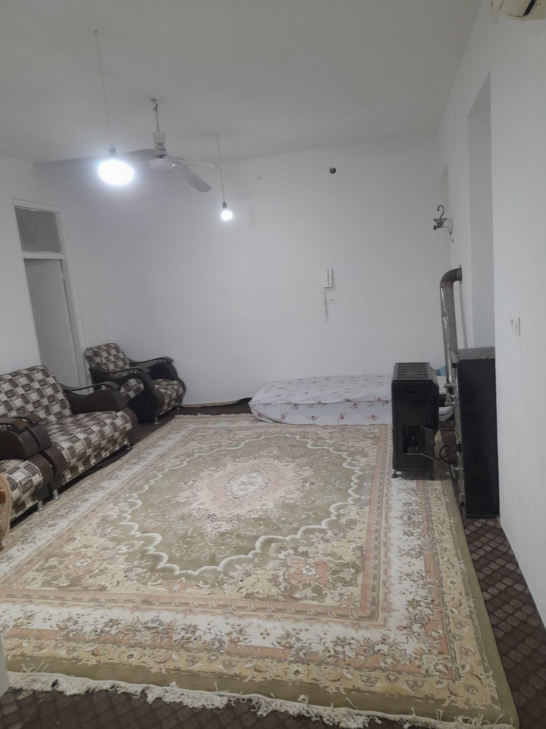 سوییت جادار باپارکینگ کولر گازی|اجارهٔ کوتاه‌مدت آپارتمان و سوئیت|آشخانه, |دیوار