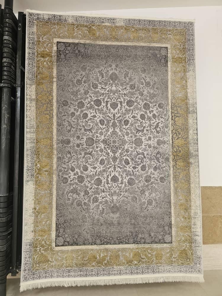 فرش طرح ۱۲۰۰ شانه در جشنواره شهر فرش|فرش|زاهدان, |دیوار