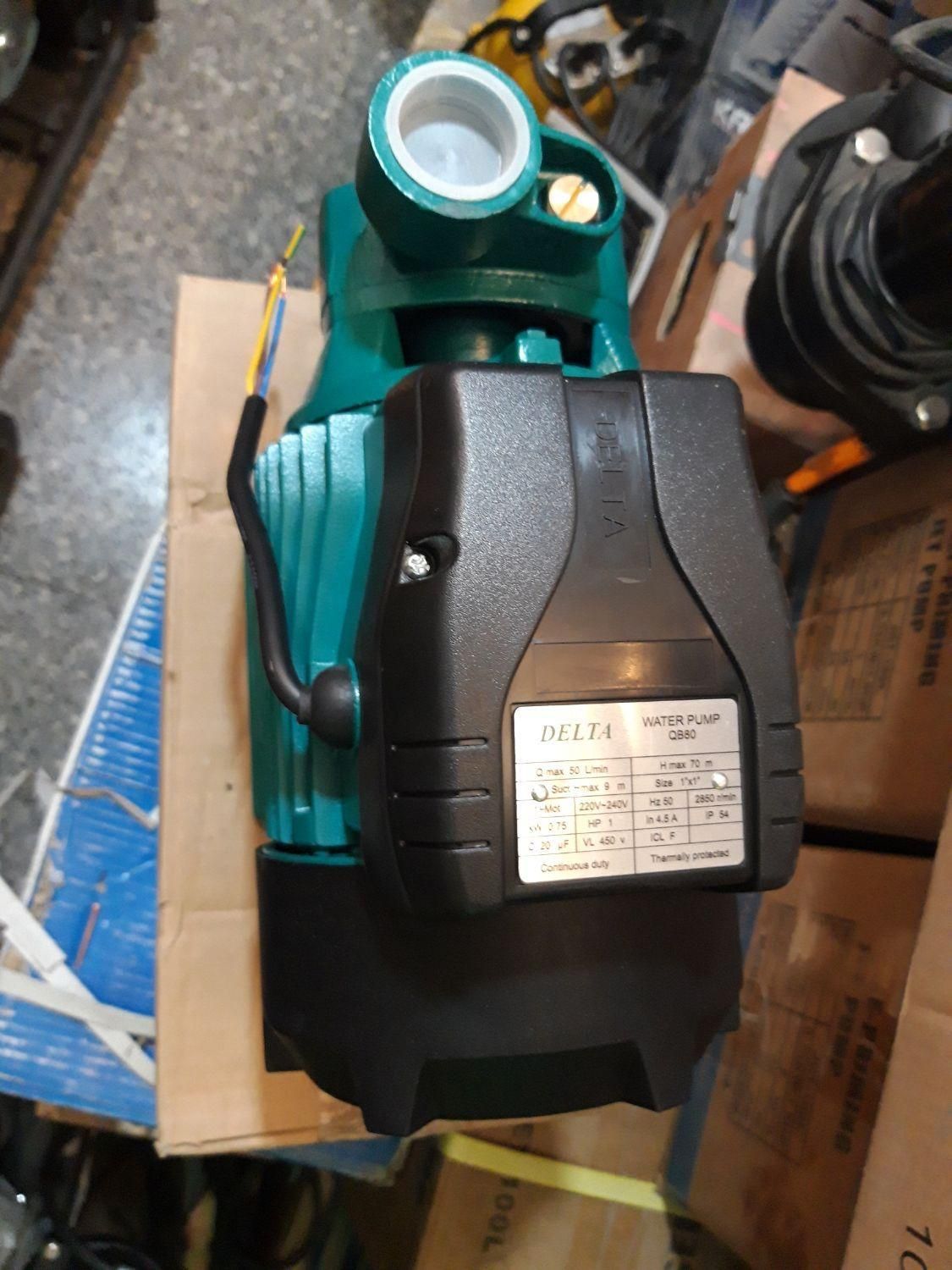 پمپ آب یک اسب برند دلتا مدل QB80 آبدهی تاطبقه هفتم|مصالح و تجهیزات ساختمان|مشهد, کوشش|دیوار