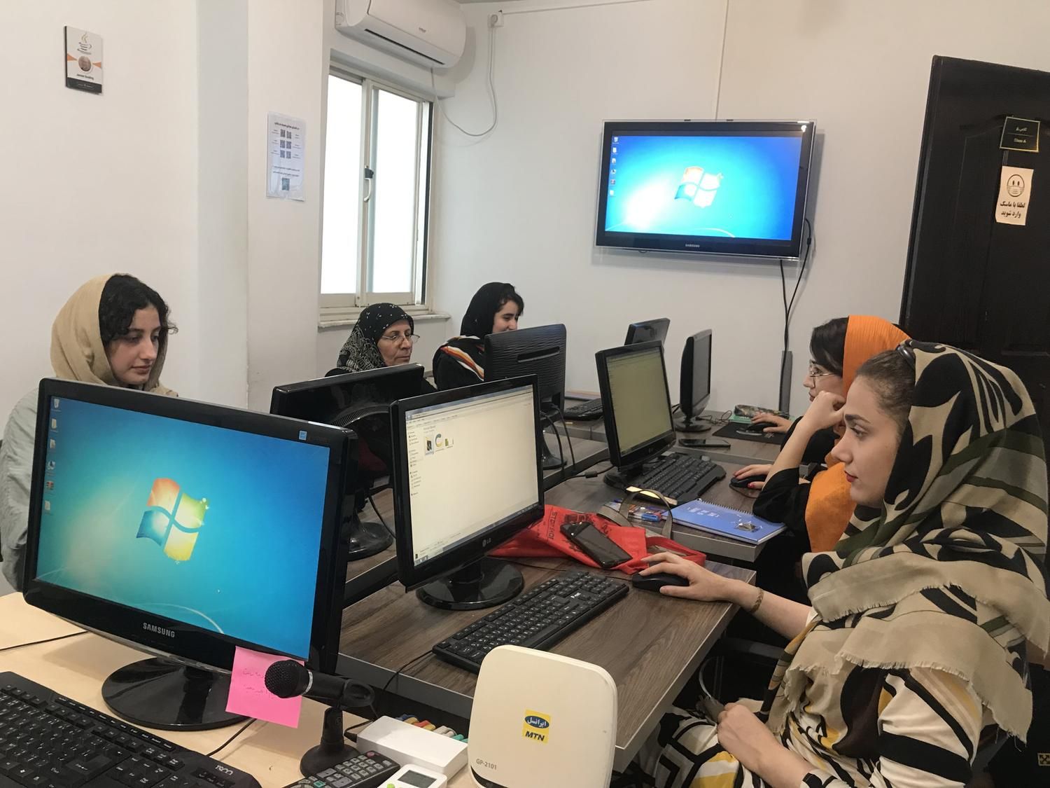 آموزش کامپیوتر در رشت (ICDL)|خدمات آموزشی|رشت, بوسار|دیوار