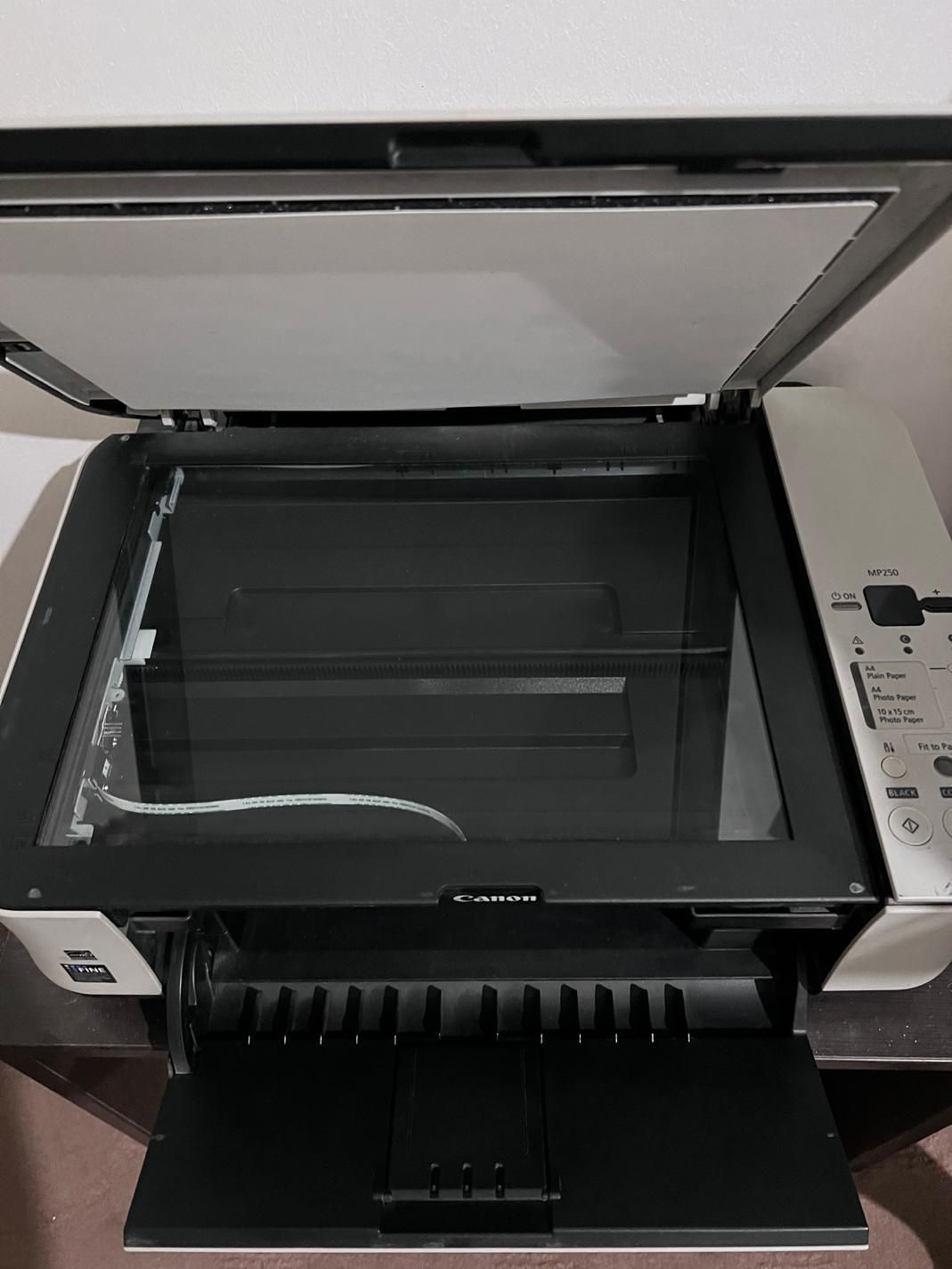 چاپگر رنگی کنن canon|پرینتر، اسکنر، کپی، فکس|شاهین‌شهر, عطار|دیوار