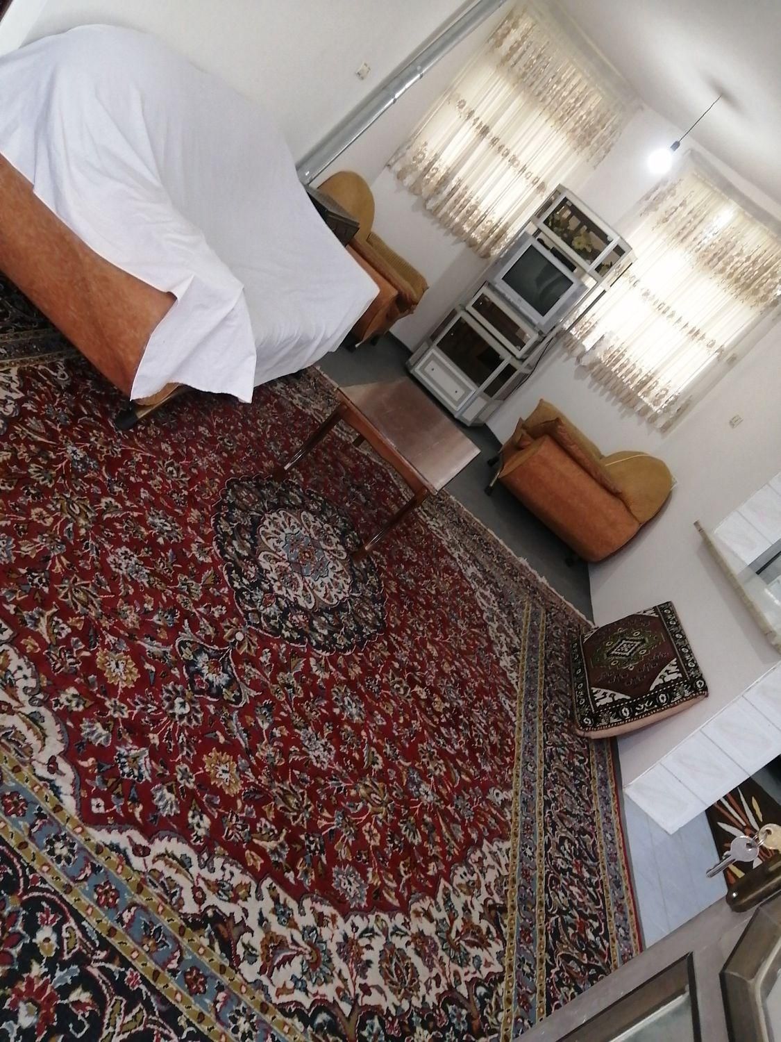 منزل دربستی با کلیه امکانات رفاهی و پارکینگ، امن|اجارهٔ کوتاه‌مدت آپارتمان و سوئیت|آستارا, |دیوار