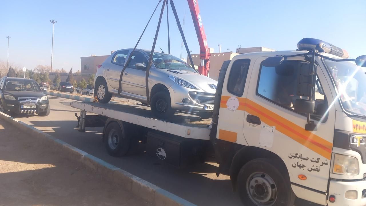 امدادخودرو.خودروبر.یدک کش .جرثقیل سبک سنگین|خدمات حمل و نقل|اصفهان, ملک‌شهر|دیوار