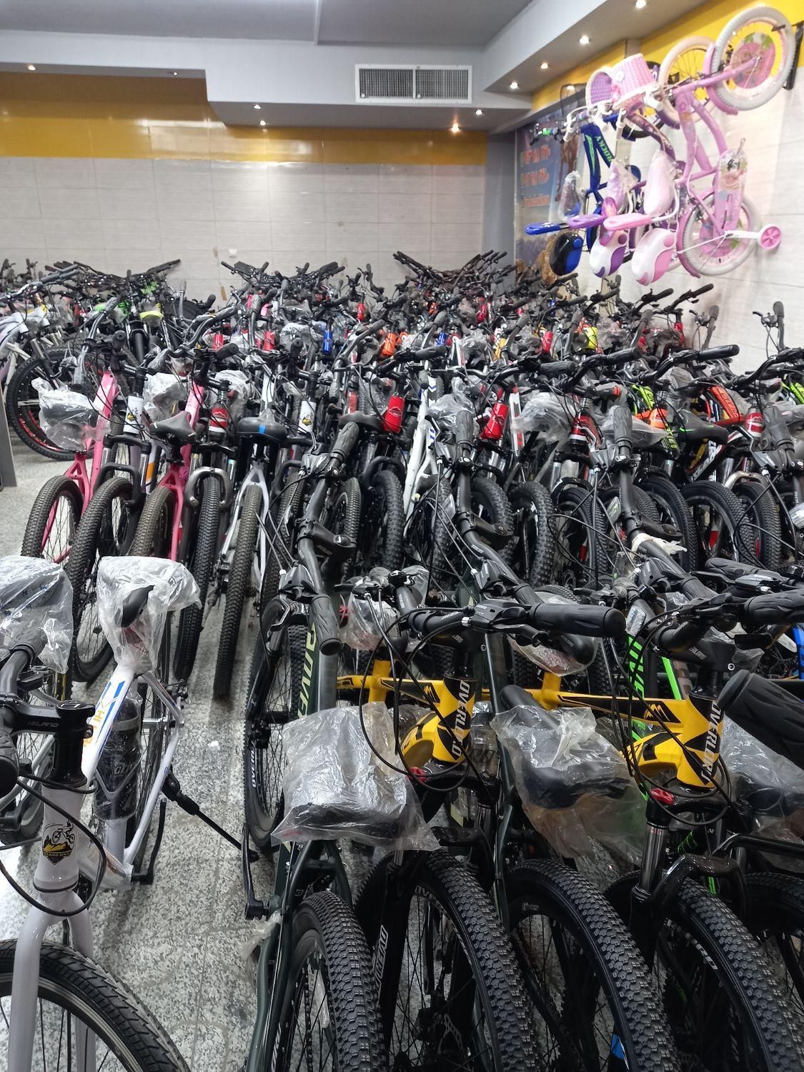 دوچرخه سایز۲۶آورلود آکبند خیری تک و عمده|دوچرخه، اسکیت، اسکوتر|اصفهان, هفتون|دیوار