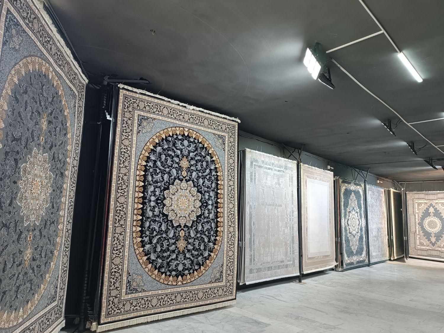 فرش نمایشگاه تالار فرش با 1000مدل طرح به روز|فرش|شیراز, شهرک سراج‎|دیوار