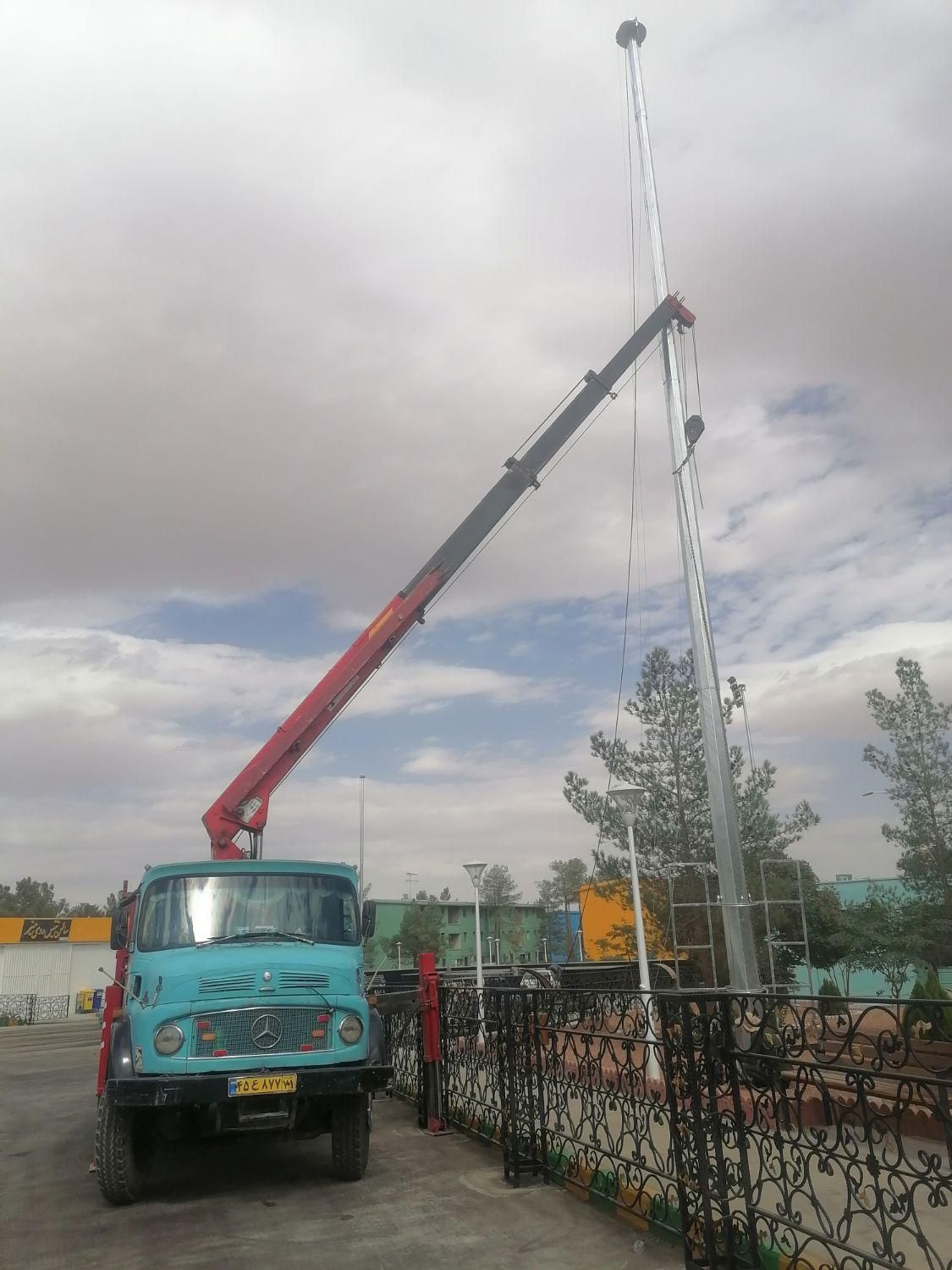 خدمات جرثقیل 5تن و 7تن با 20 متر دکل|خدمات حمل و نقل|نجف‌آباد, |دیوار