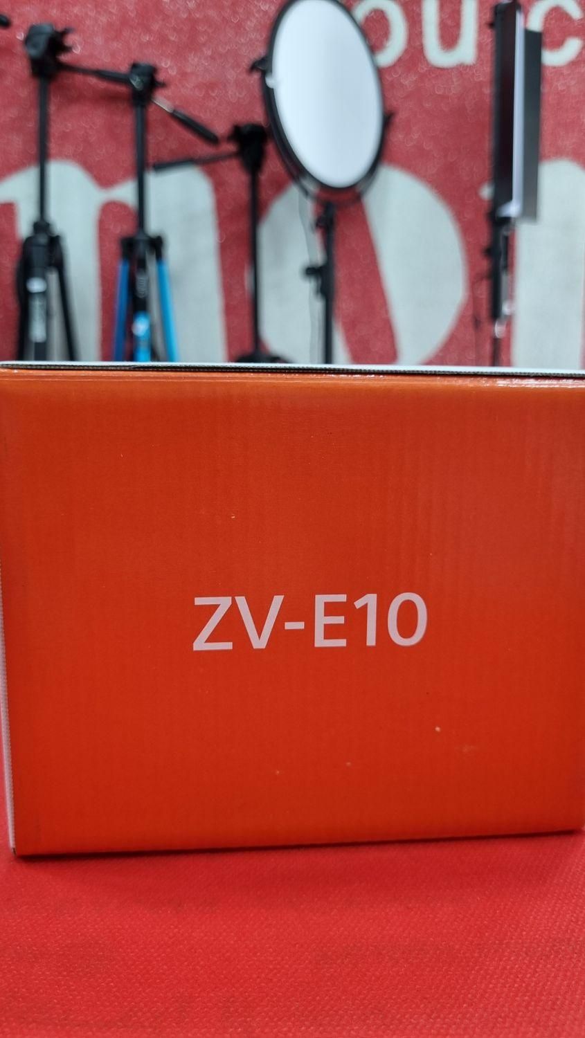 دوربین سونی SONY ZV-E10 به همراه لنز 16-50|دوربین عکاسی و فیلم‌برداری|شیراز, ملاصدرا|دیوار