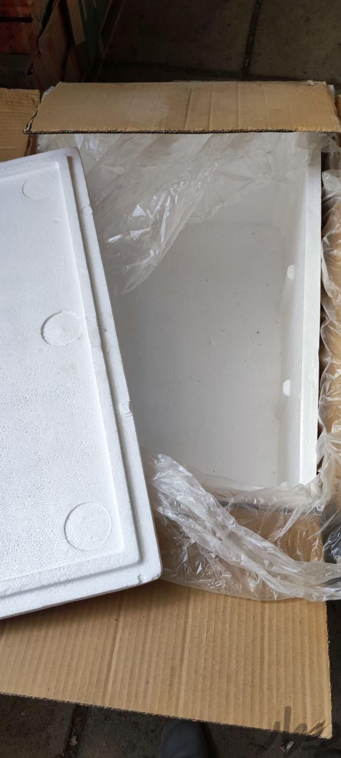یخدان یونولیتی|ظروف نگهدارنده، پلاستیکی و یکبارمصرف|بروجرد, |دیوار