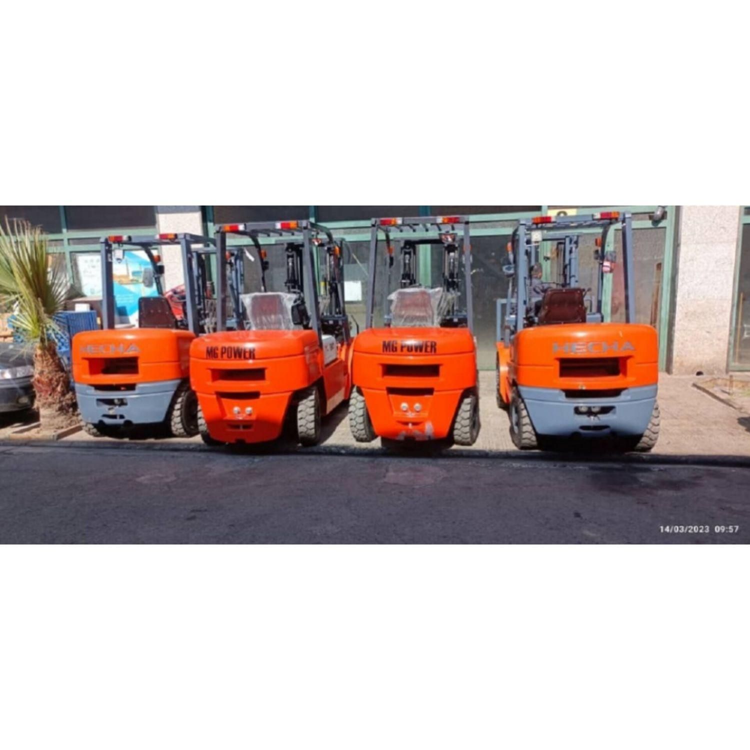 استاکر تمام برقی لیفتراک دیزل و گازوبنزین و برقی|ماشین‌آلات صنعتی|نورآباد, |دیوار