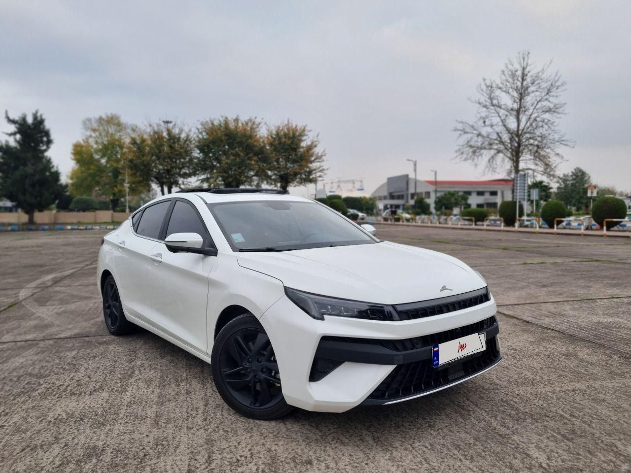 اجاره ماشین/رنت خودرو/رنتKMC-J7|خودرو اجارهای|رشت, گلسار|دیوار